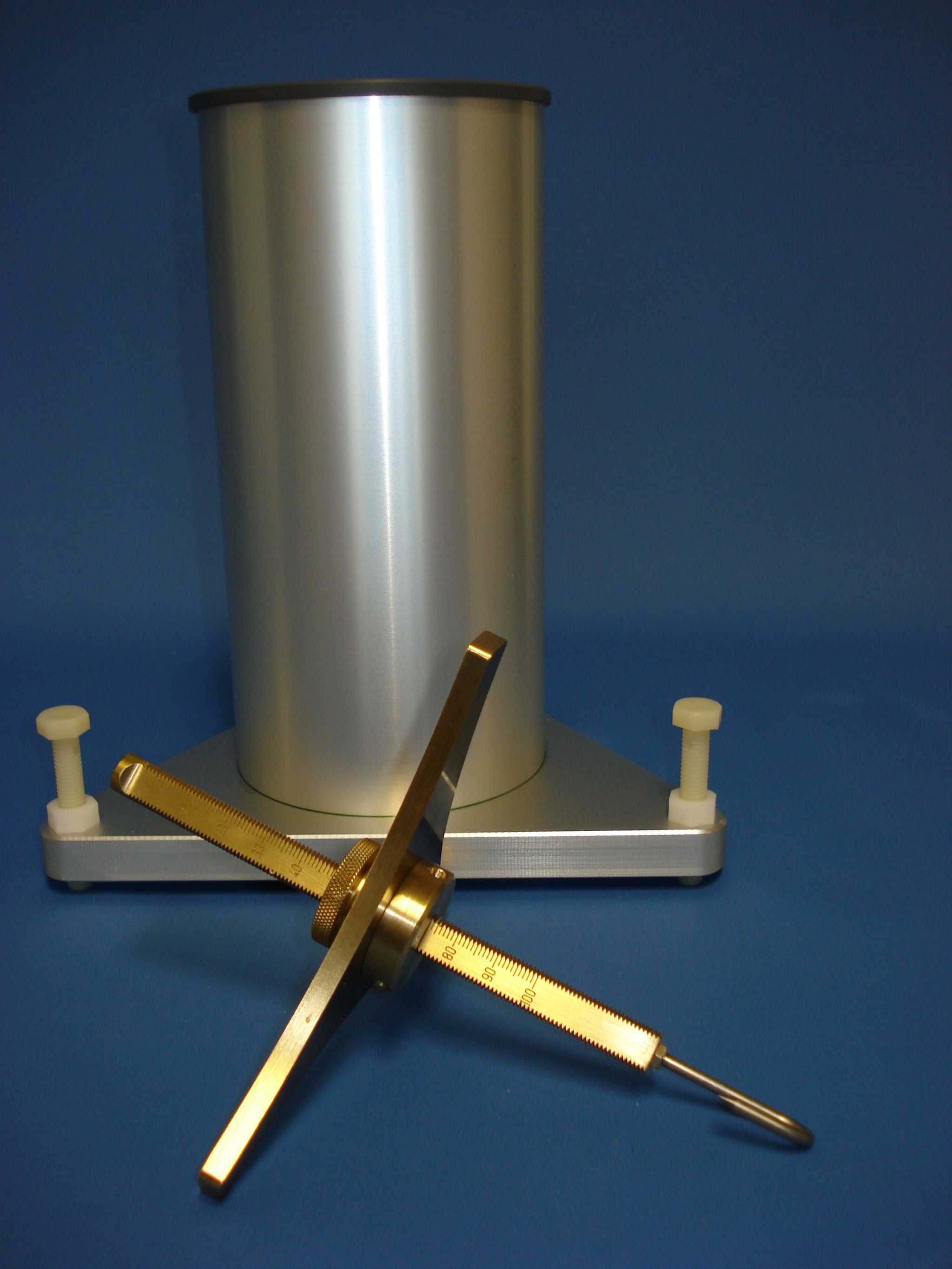Messmikrometer zur Bestimmung der Wasserverdunstungshöhe, 175 mm hoch, 0,4 kg.