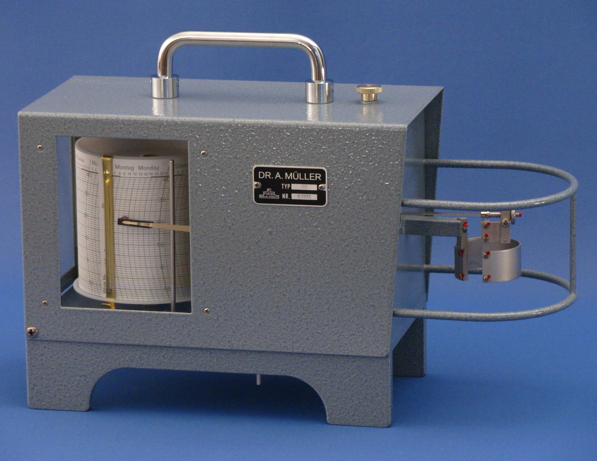 79-ThermographSHeToje8B4iDx