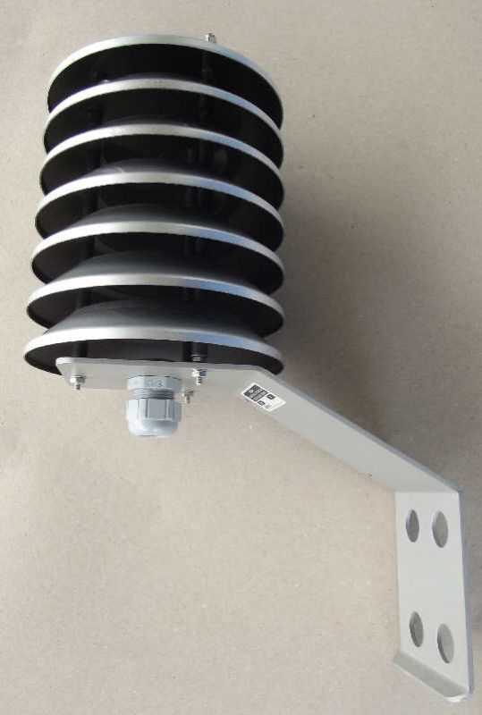 Strahlungsschutzhütte mit Aluminiumlamellen, natürlicher Ventilation, optimaler Sensorenschutz.