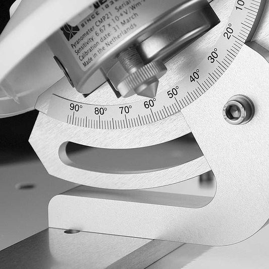Montagesatz für Pyranometer zur Bestimmung der Globalstrahlung in PV-Anlagen, einstellbare Neigungsradiometerhalterung mit Skala.