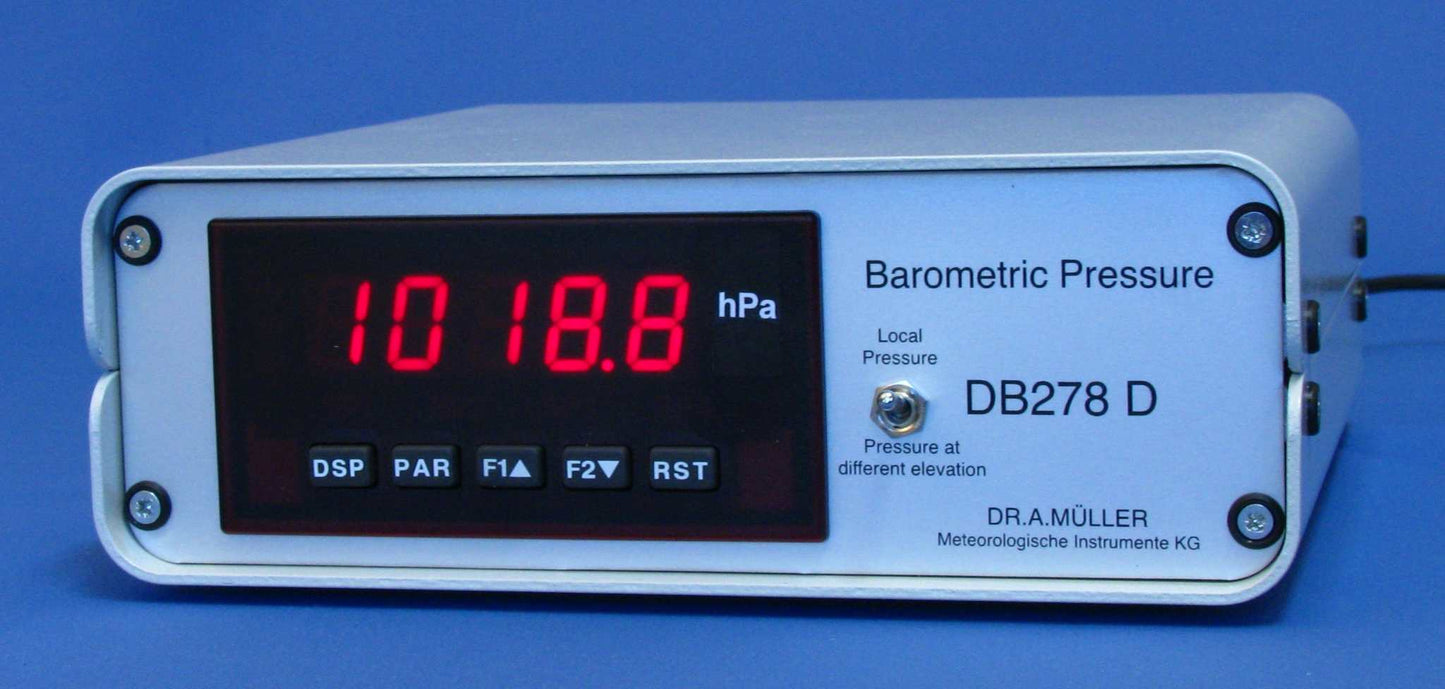 Digital barometer DB278 D with LED display showing pressure reading.