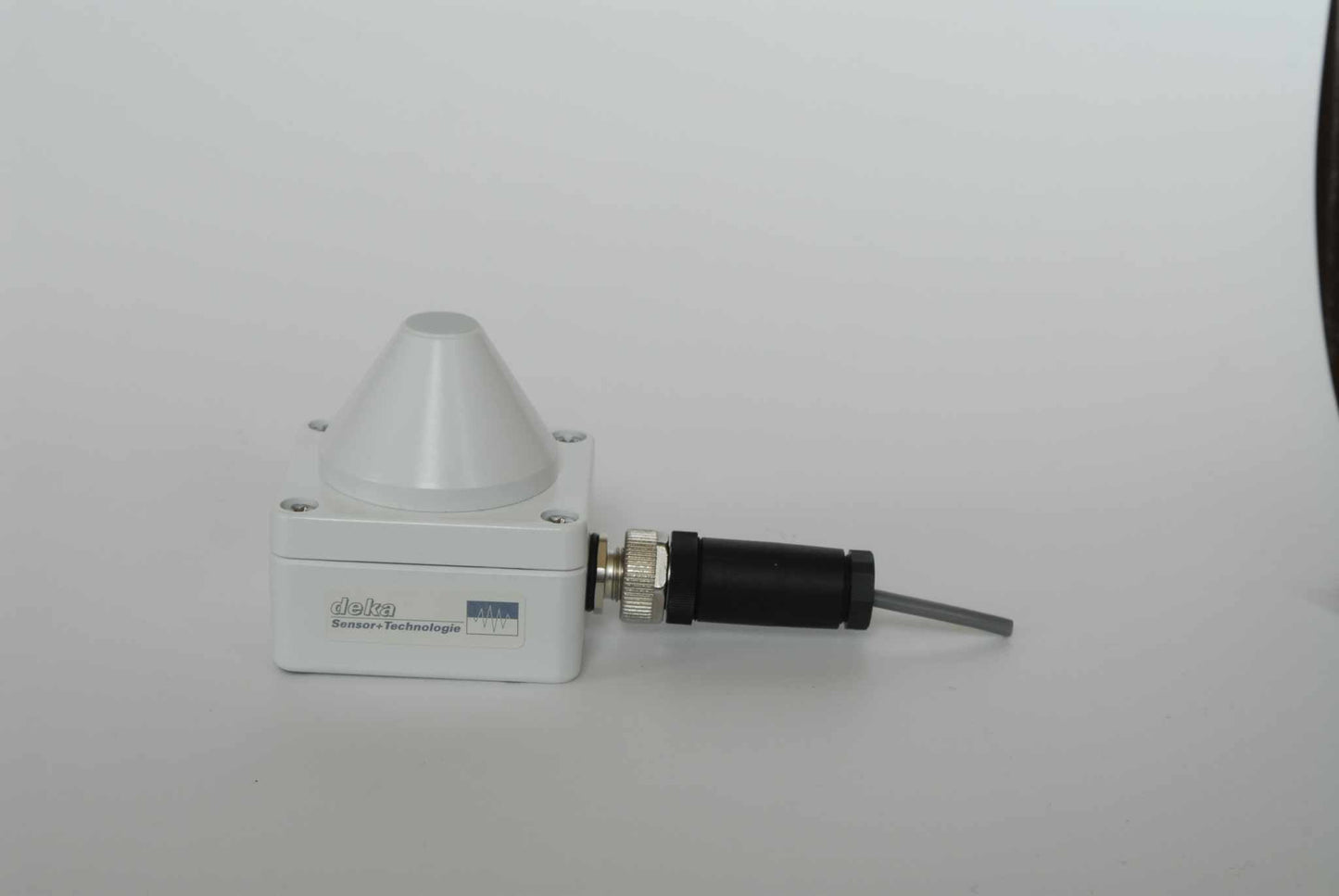 Sonnenscheindauersensor DKSOÖ zur Messung von Sonnenstrahlung und Schattenschlag.