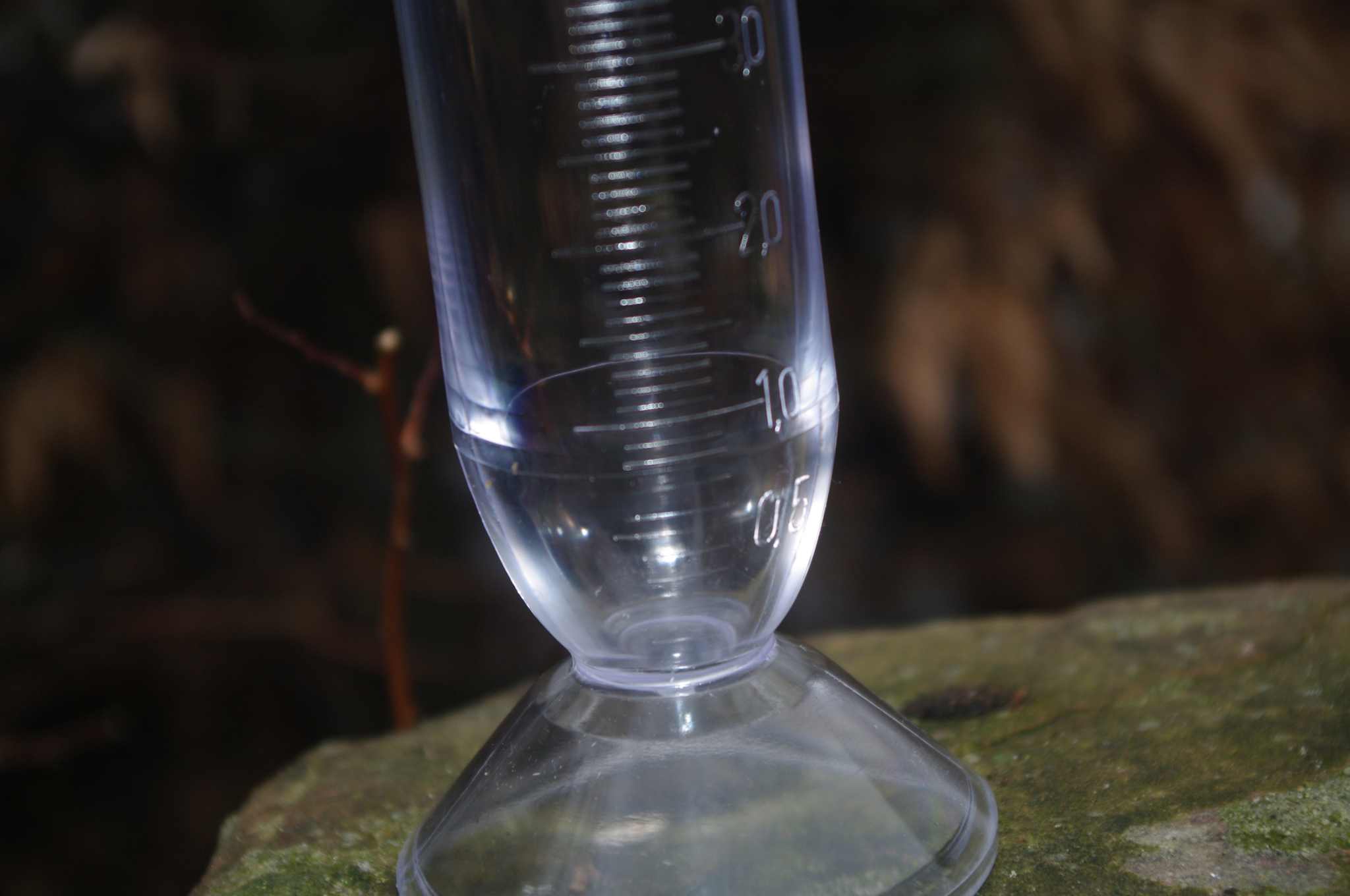 	Ersatzmessglas für den Hellmann-Niederschlagsmesser aus transparentem Kunststoff, Messbereich 0-10 mm, geeignet für 200 cm² und 500 cm².