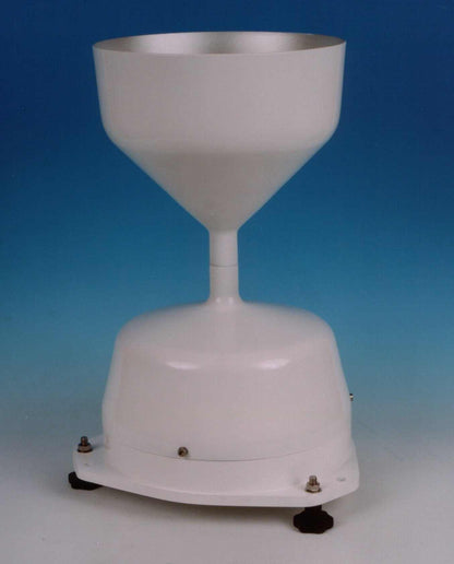 Automatischer Regenmesser SBS mit robustem Aluminiumgehäuse.