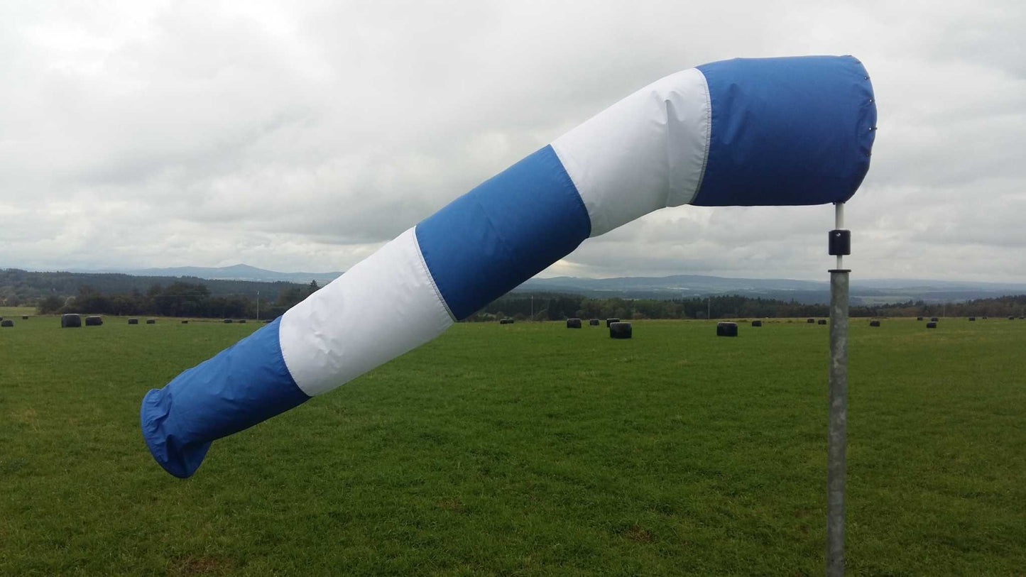 Windsackhülle rot-weiß für Korbdurchmesser 30 cm, wetterfest, 150 cm lang, zur Messung von Windstärke und -richtung.