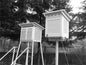 Schulwetterstation Basic with enclosed weather hut featuring bimetal thermometer, aneroid barometer, hygrometer.