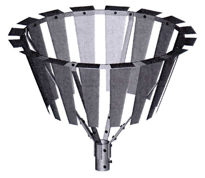 Windschutz nach Woelfle with circularly arranged metal slats for precipitation measurement.